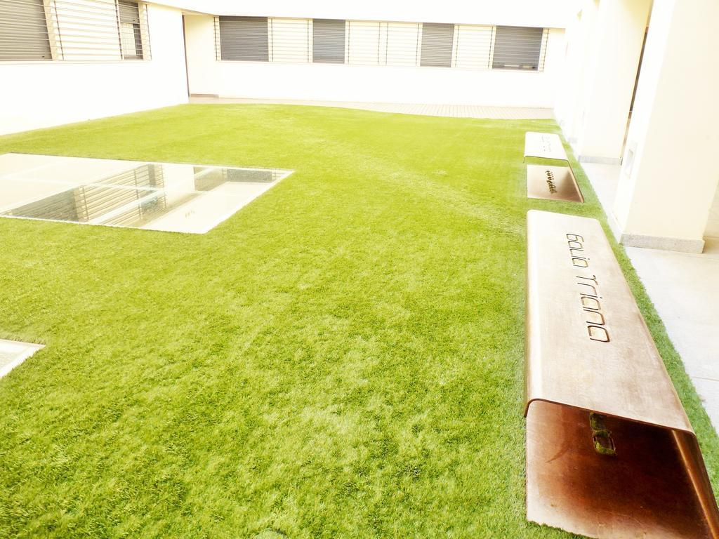 Apartamentos Nazareno Séville Extérieur photo