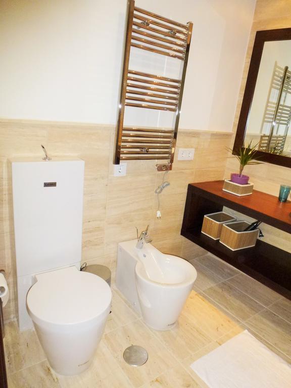 Apartamentos Nazareno Séville Extérieur photo