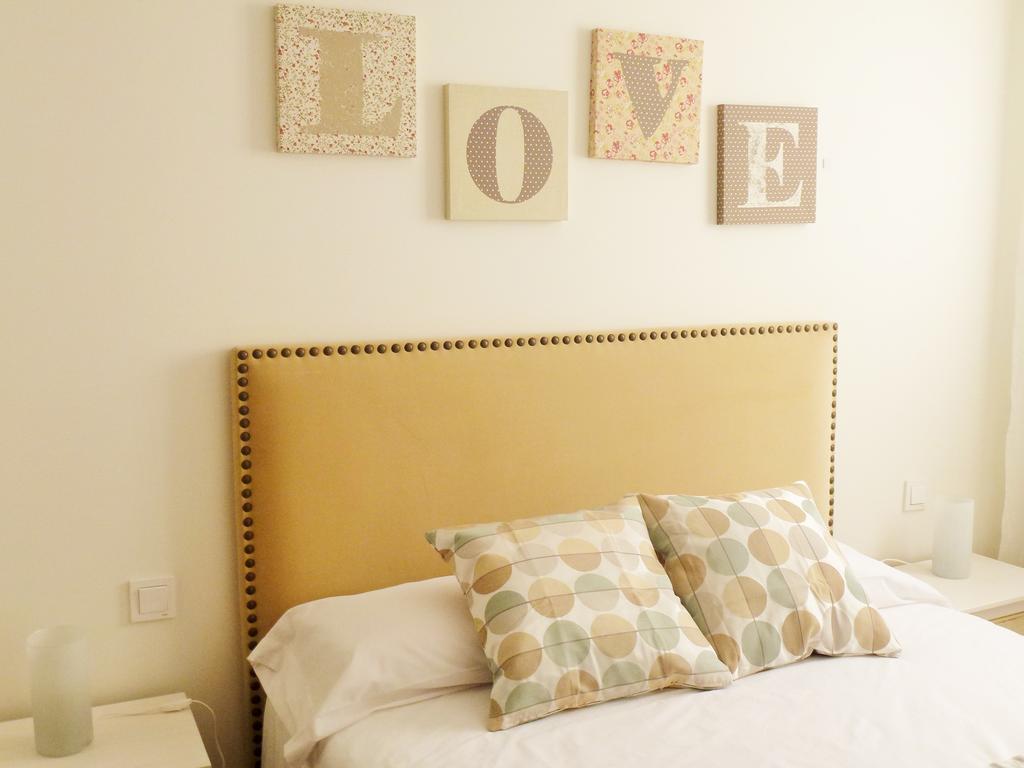 Apartamentos Nazareno Séville Extérieur photo