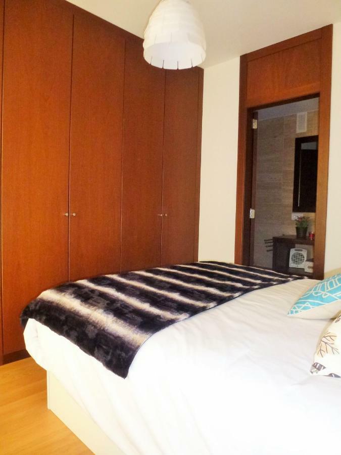Apartamentos Nazareno Séville Extérieur photo